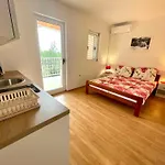In 45258 Jadranovo